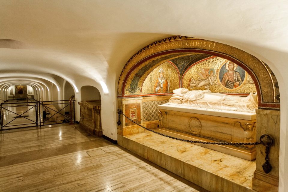 Vatican City: Skip-the-Line Vatican Museums & Sistine Chapel - Pacing, comfort, and the reality of crowds