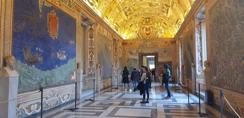 Vatican: Museums First-Access Small-Group Tour with Guide - Guides Make or Break It: What You Can Expect From the Experience