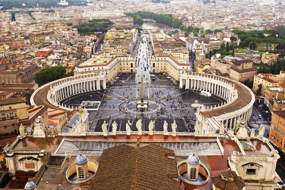 Vatican: Papal Audience and St. Peter's Basilica Guided Tour - More Than the Biggest Names: Michelangelo’s Christ and the Basilica of Neptune